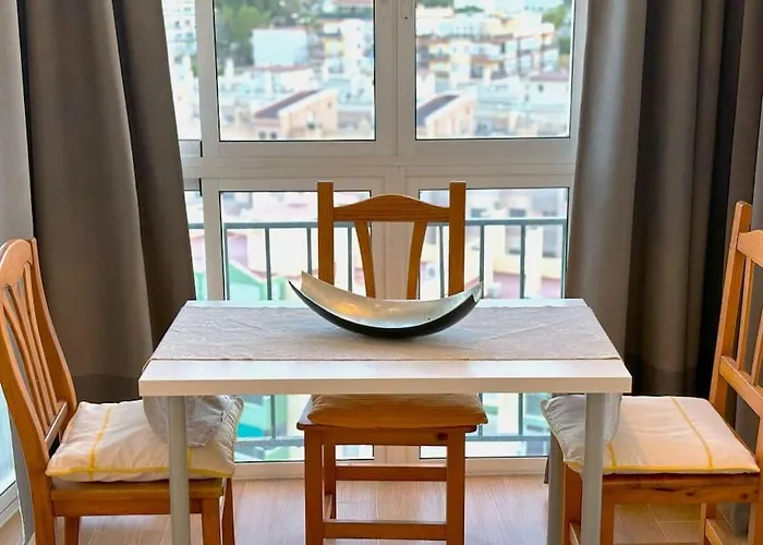 Evans Realty Bc Estudio En Centro