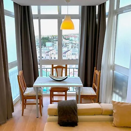 Evans Realty Bc Estudio En Centro توريمولينوس