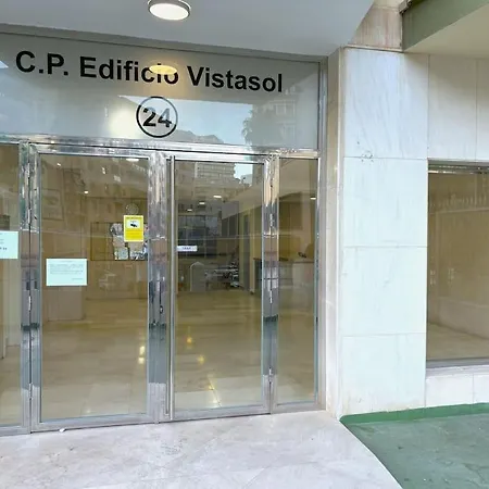Evans Realty Bc Estudio En Centro Appartamento